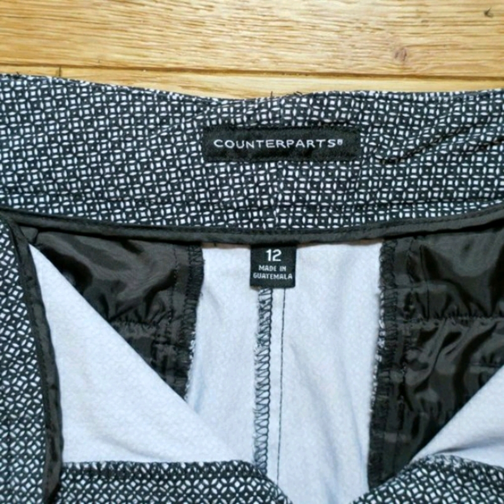 Black & White Dress Shorts 12 - Picture 4 of 5